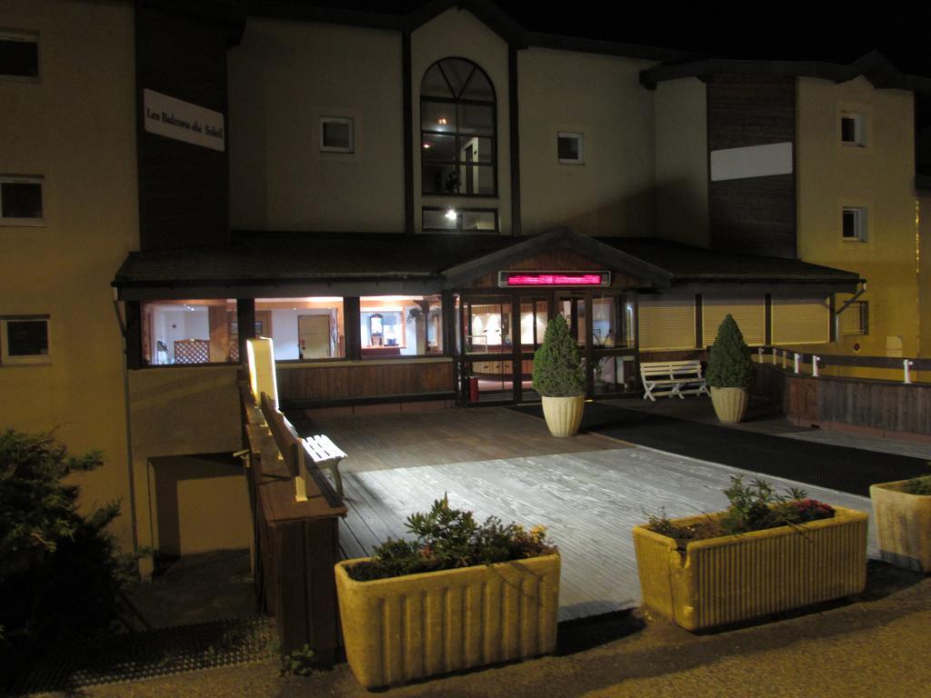 Aparthotel Les Balcons Du Soleil Font-Romeu-Odeillo-Via Esterno foto