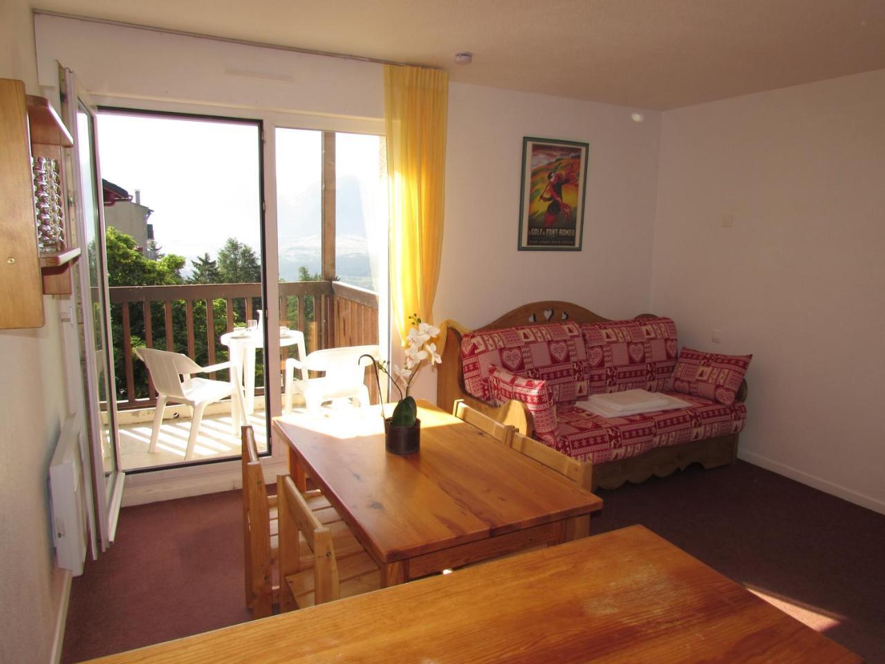 Aparthotel Les Balcons Du Soleil Font-Romeu-Odeillo-Via Esterno foto